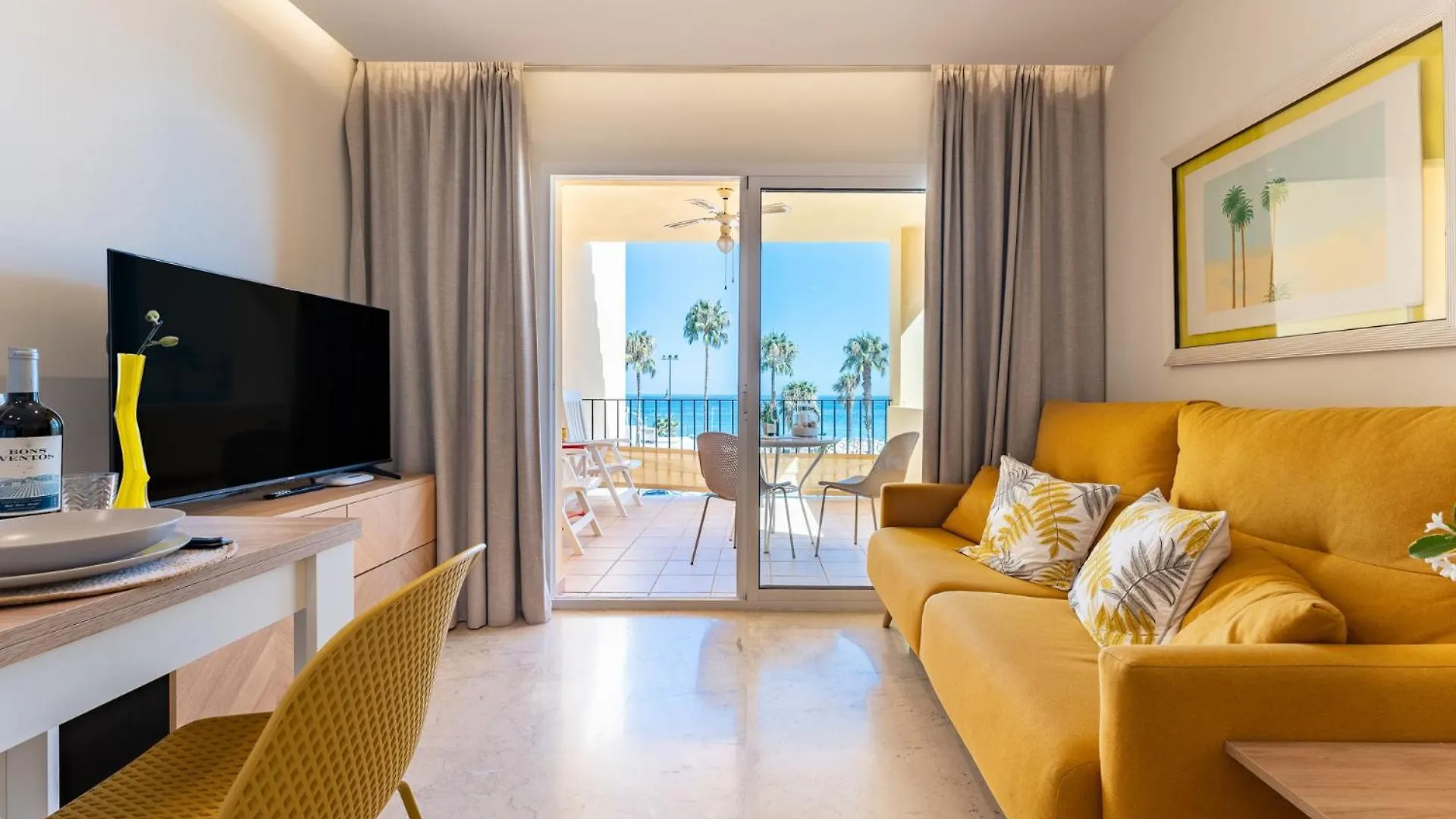 Apartment Malagasuite Las Palmeras Torremolinos Spain